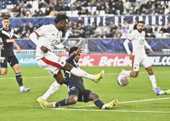 Fransa’da olaylı maçta Kaç turladı!