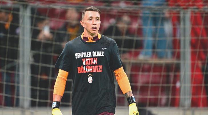 Galatasaray’dan Fernando Muslera paylaşımı!