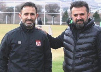 Gazi Osman Çakmak, Bülent Uygun’un takımına katıldı