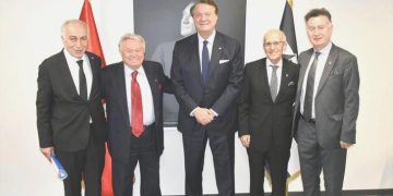 Hasan Arat’a ziyaret