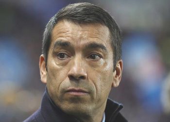 Hollanda basınından Beşiktaş için Van Bronckhorst tezi
