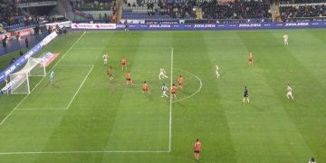 Maçta tempo yüksek! Artık de Edin Dzeko denedi…