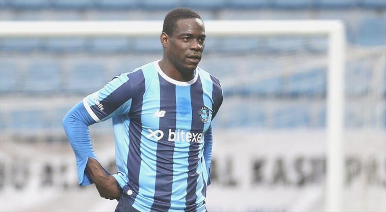 Mario Balotelli İtalya’ya dönüyor! Kendisini önerdi…