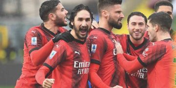 Milan üç puanı üç golle aldı