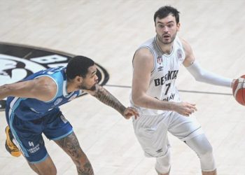 ÖZET | Beşiktaş Emlakjet meskeninde bir başka!