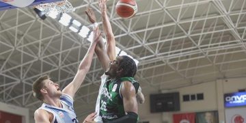 ÖZET | Çekişmeli maçta kazanan Darüşşafaka Lassa