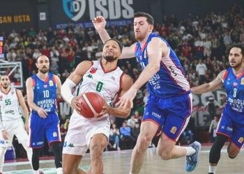 ÖZET | Pınar Karşıyaka, Anadolu Efes’e fark attı!