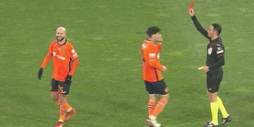 Rams Başakşehir 10 kişi kaldı!