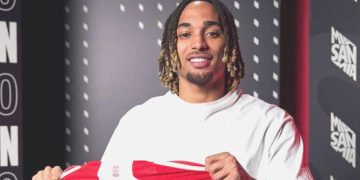 Sacha Boey, Bayern Münih ile birinci antrenmanında!