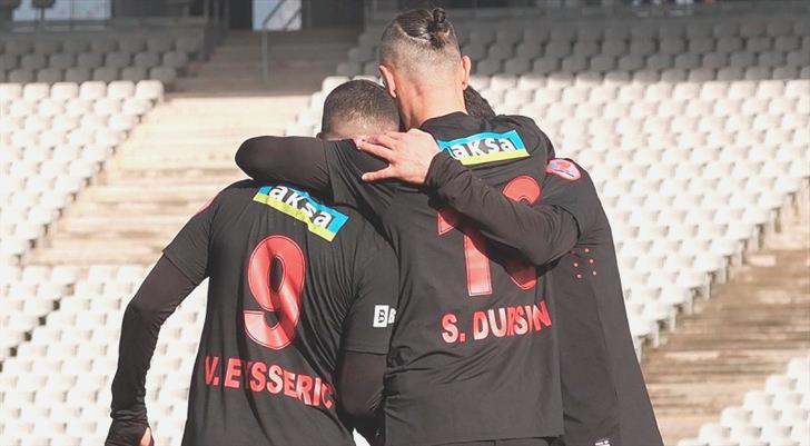 Serdar Dursun attı, VavaCars Fatih Karagümrük turladı!