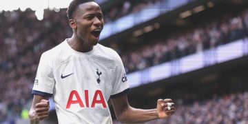 Tottenham, Sarr’ın mukavelesini 2030 yılına kadar uzattı