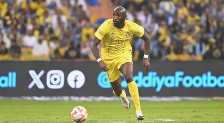 Transferin gözdesi Seko Fofana yeni kadrosuna imzayı attı!