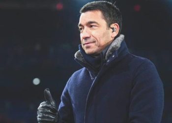 Van Bronckhorst ile muahede an problemi