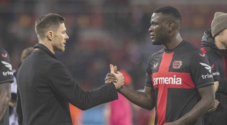 Xabi Alonso’ya genç yıldızından makus haber!