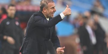 Abdullah Avcı, Bjelica’yı geride bıraktı!