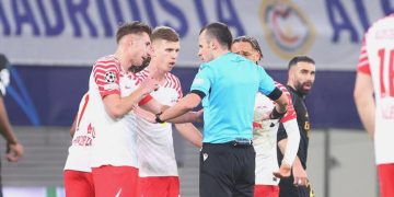 Almanların hakem tepkisi! Gol verilmedi…