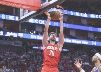 Alperen 18 sayı attı, Rockets 4 maç sonra kazandı!