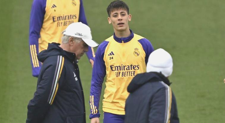 Ancelotti’den flaş Arda kelamları: “Tüm Türkiye oynamasını bekliyor lakin…”