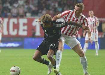 Beşiktaş, kupada Bitexen Antalyaspor’a konuk olacak