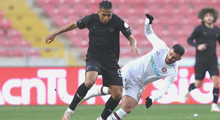 Beşiktaş’tan süpriz hamle! Teklifi açıkladılar…