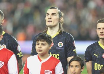 Çağlar Söyüncü birinci sefer Muhteşem Lig’de maça çıktı