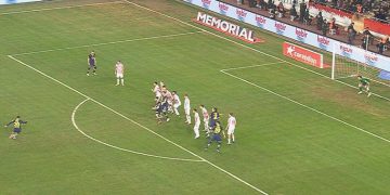 Cengiz harikulade vurdu, Helton Leite tıpkı hoşlukta kurtardı