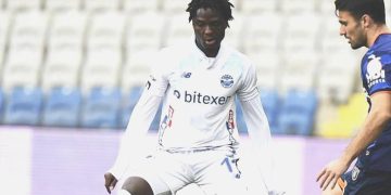 David Akintola resmen açıklandı! 1,5 yıllık imza