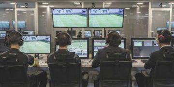 Dev maçın VAR hakemi belirli oldu!