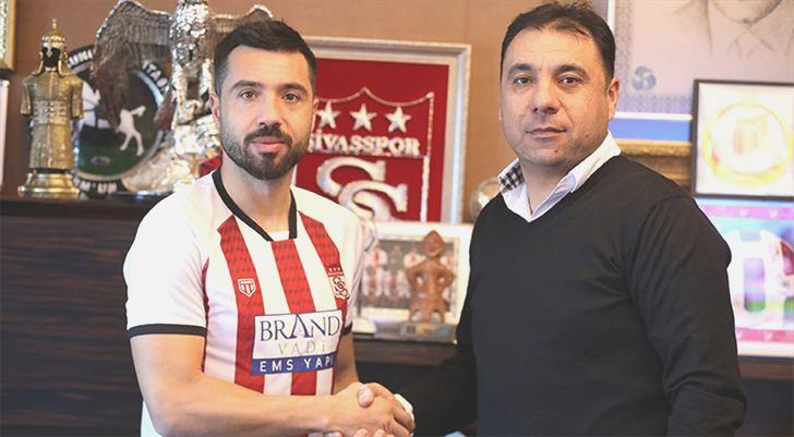 EMS Yapı Sivasspor’dan orta alana destek