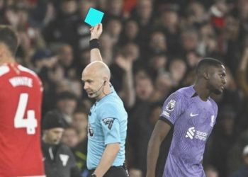 Futbolda ihtilal niteliğinde yenilik! Mavi kart geliyor…