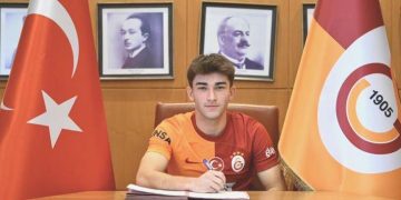 Galatasaray resmen duyurdu! 3 yıllık imza