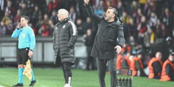 Maç sonu ortalık karıştı! Okan Buruk kırmızı kart gördü