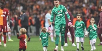 Muslera için dikkat çeken transfer iddiası!