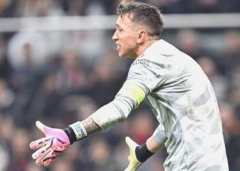 Muslera: “Yapabileceğim tek şey o topu yüzümle kurtarmaktı”