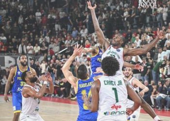 Pınar Karşıyaka’dan birinci galibiyet