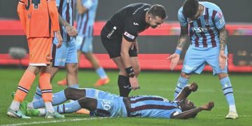 Trabzonspor’da sakatlık şoku! Devam edemedi