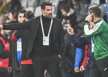 “Uzatmaların son dakikasında bence penaltı olan bir konum vardı”