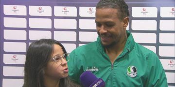 Yonathan Del Valle’ye kızından tercüme!