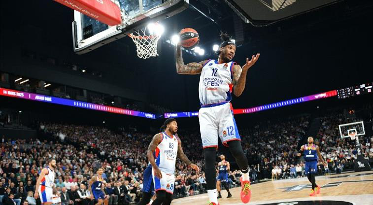 Anadolu Efes deplasmanda LDLC ASVEL’e yenildi