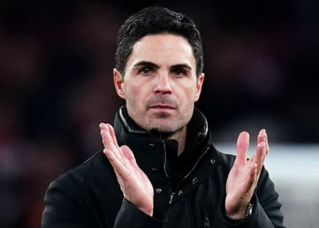 Arsenal forvet transferi için kesenin ağzını açtı! Listede 10 aday var…