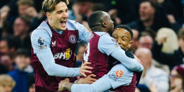 Aston Villa evinde Wolverhampton’ı 2 golle devirdi