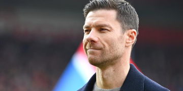 Bayern Leverkusen resmen açıkladı: Xabi Alonso kalıyor