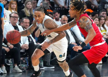 Beşiktaş Emlakjet seriyi uzattı: Finale 1 adım kaldı