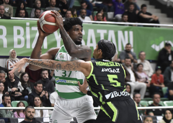 Bursa derbisinde gülen taraf TOFAŞ