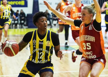 Derbide Fenerbahçe Alagöz Holding evinde avantajı kaptı