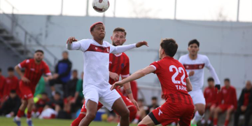 EMS Yapı Sivasspor hazırlık maçını 3 golle kazandı