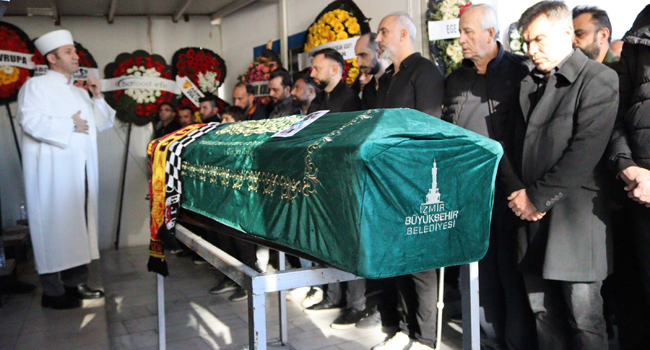 Ersen Martin İzmir’de son yolculuğuna uğurlandı