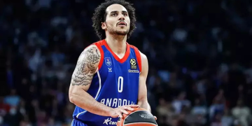 Fenerbahçe Beko’dan  Shane Larkin hamlesi!