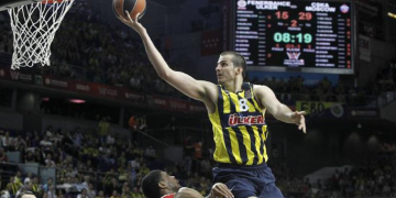 Fenerbahçe Beko’nun eski yıldızı Nemanja Bjelica basketbolu bıraktı