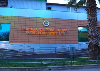 Fenerbahçe camiası iftar yemeğinde buluştu